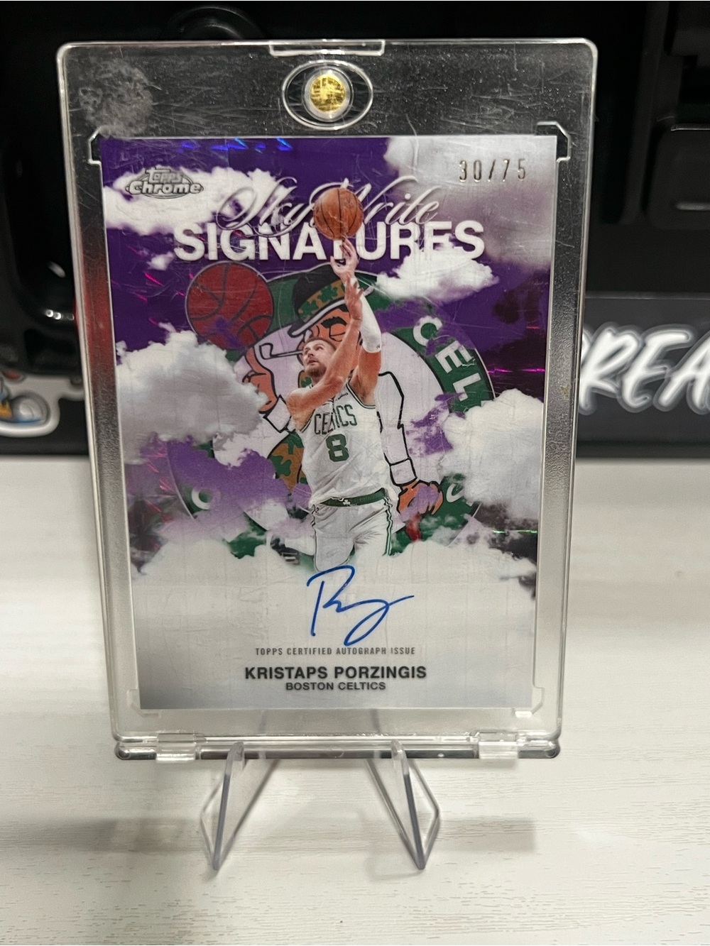 Kristap Porzingis auto /75 card